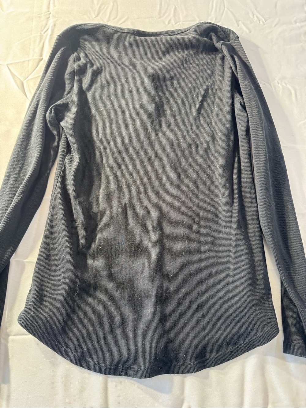 5 for $12 Dickies Women’s Large Black  Ribbed Henley Top with Button Placket - Picture 4 of 4